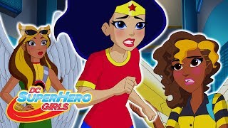 Voler de Nuit  423  DC Super Hero Girls en Français [upl. by Alyhc]